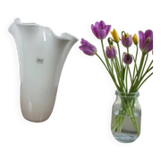 Vase blanche en verre plissé fidrio
