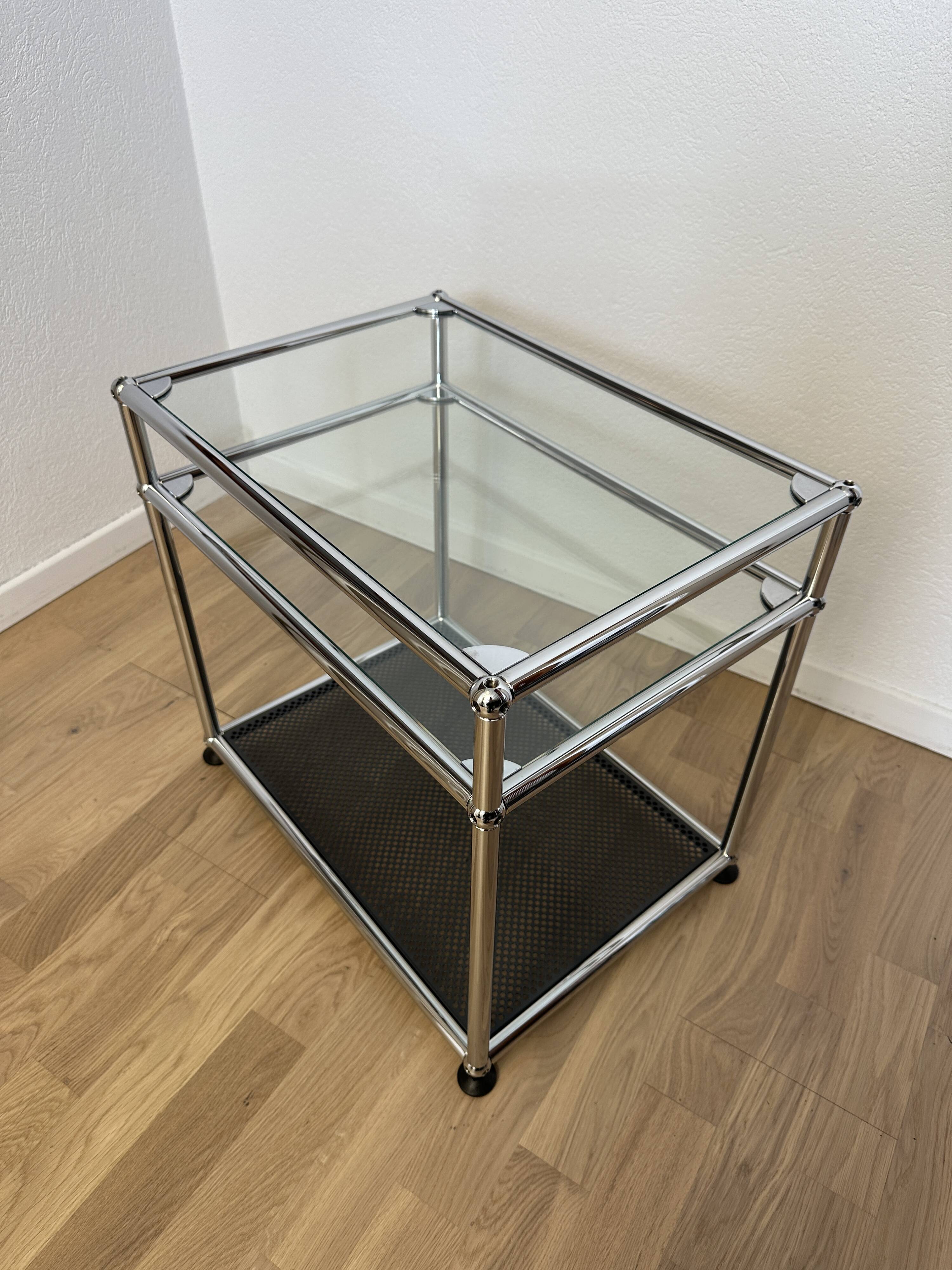 Table d’appoint USM Haller en verre et Gris Anthracite