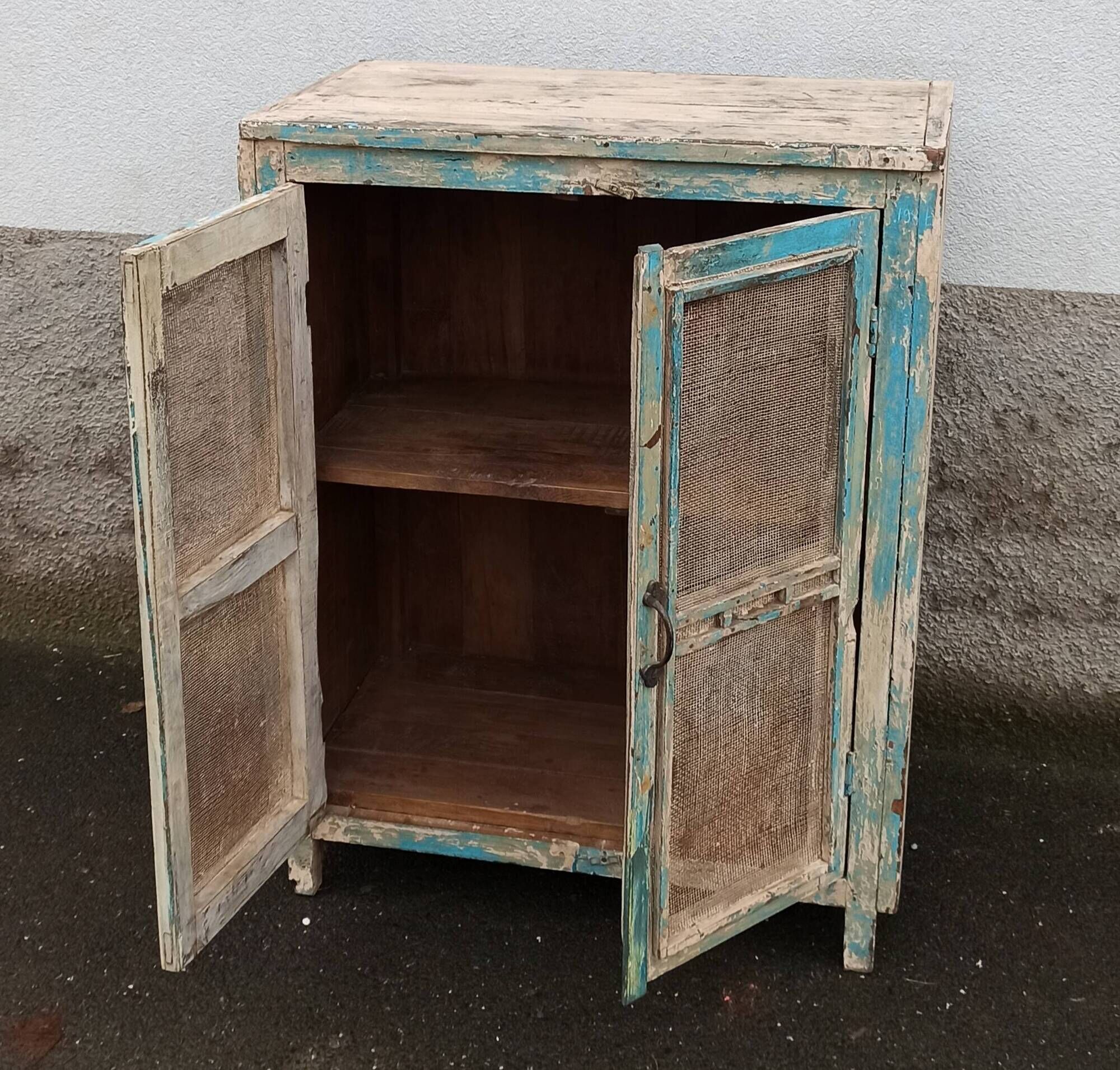 Small pantry buffet in old wood with mesh doors