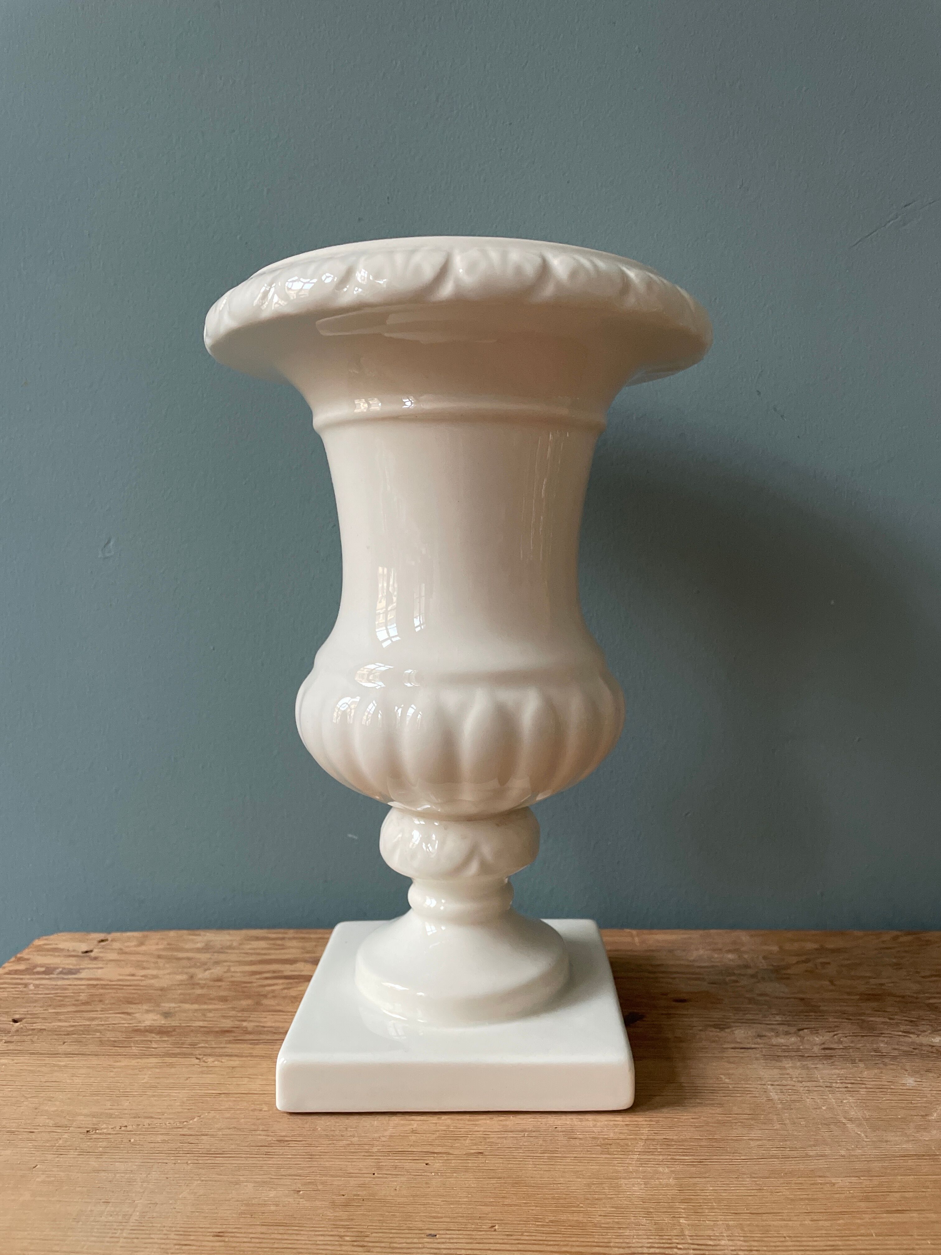 Medici vase in earthenware from Gien France