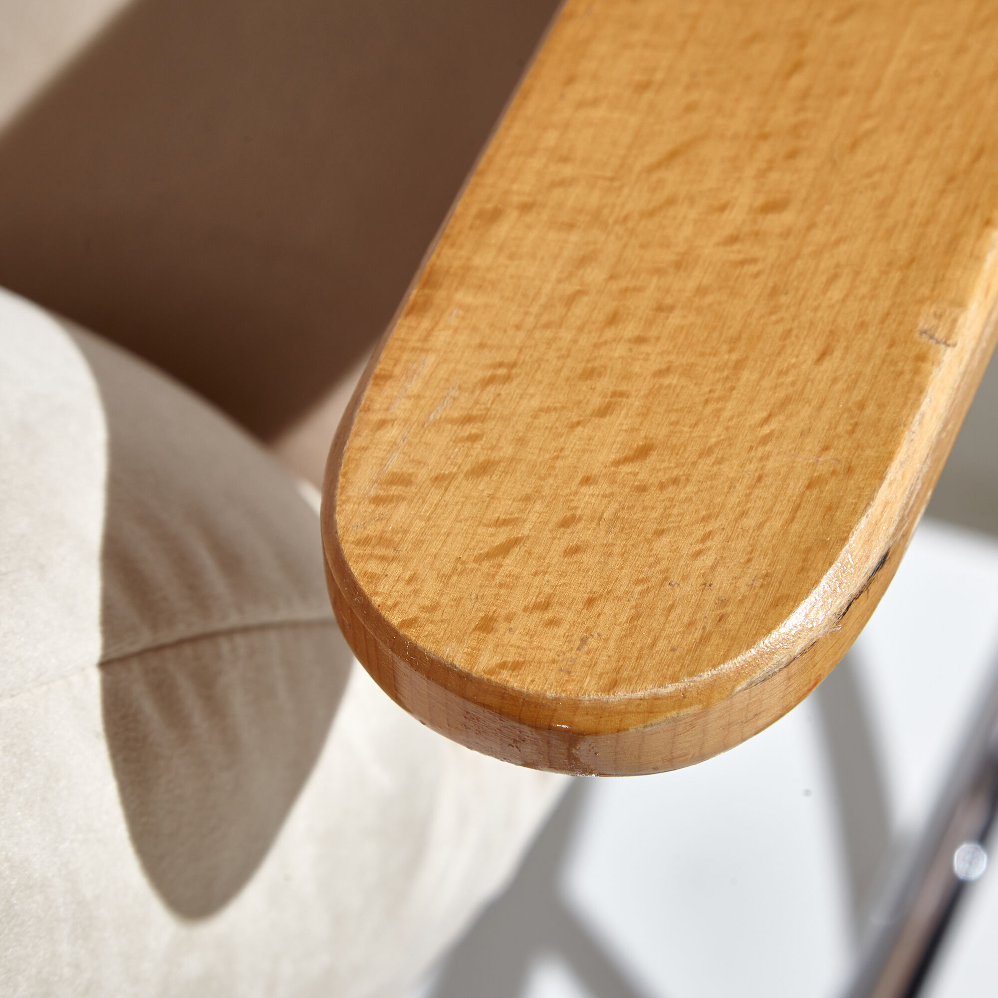 Tubular rocking chair