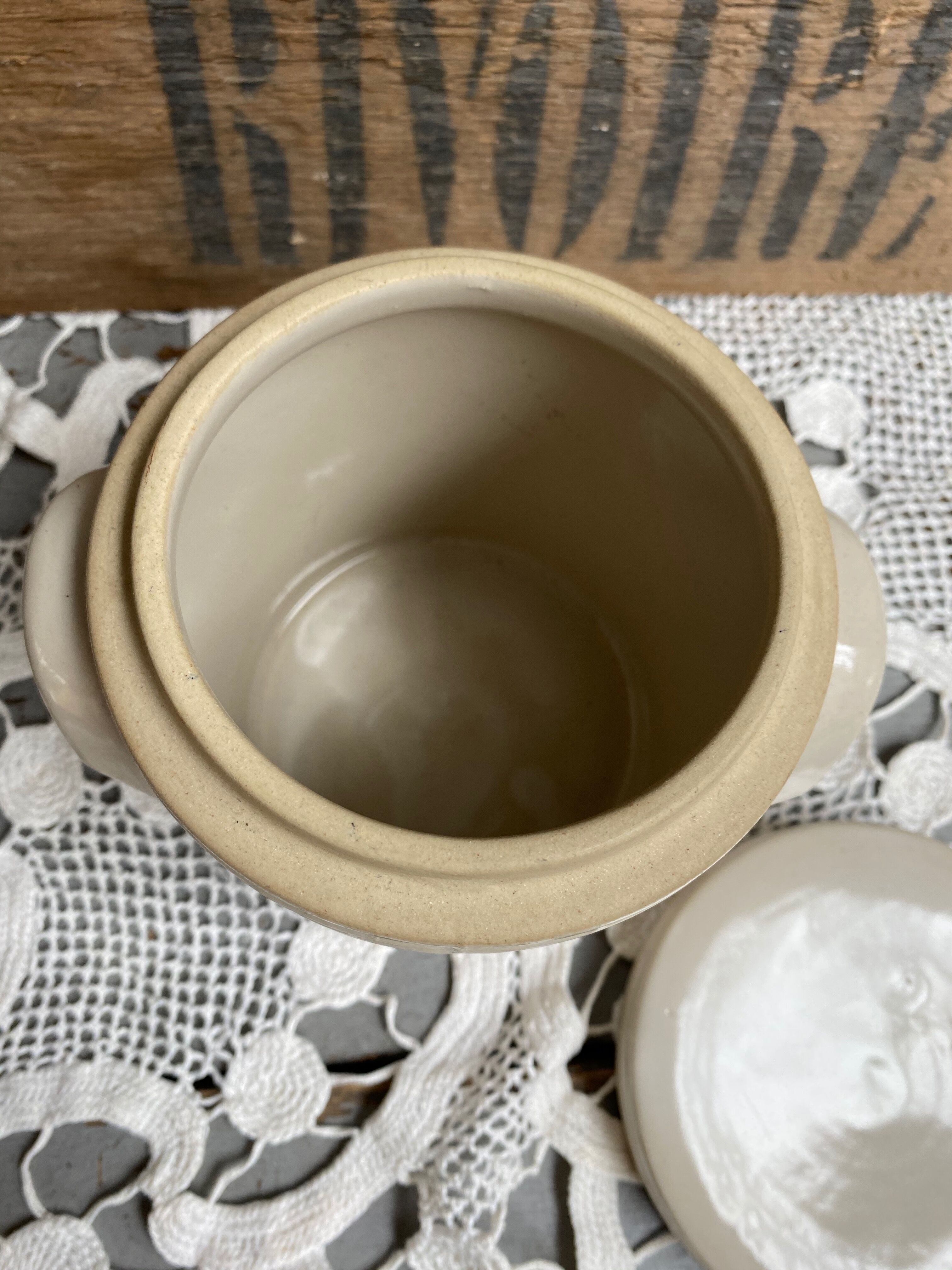 Sandstone pot
