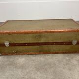 “MallePlume Paris” cabin trunk