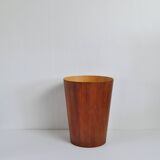 Panier en papier suédois conçu par Martin Åberg pour Servex