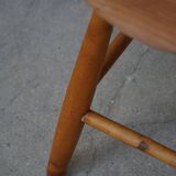 Round beech stool by a Danish cabinetmaker, mid-century modern, 1970s.