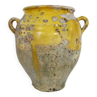 Glazed yellow confit pot, south west of France. Storage jar. Pyrenees 19th century