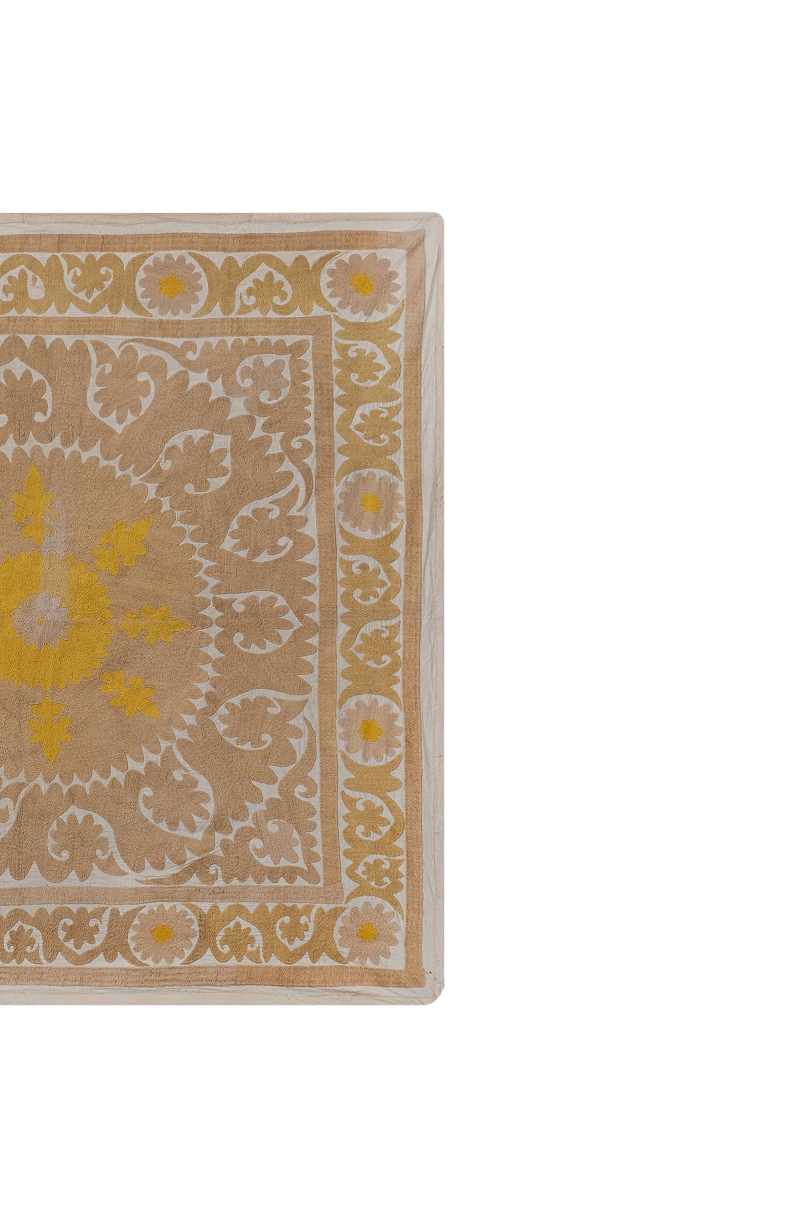 Hand knotted rug, vintage turkish rug 152x152 cm