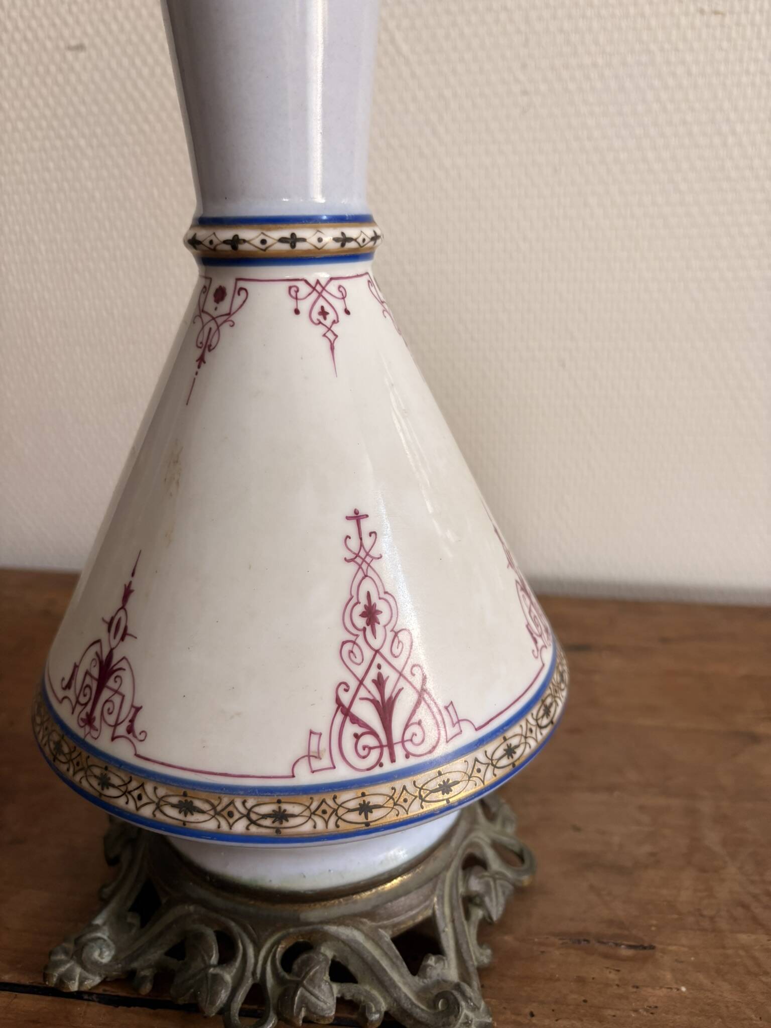 Porcelain Lamp Faience White Curtains Burgundy Renaissance Napoleon III