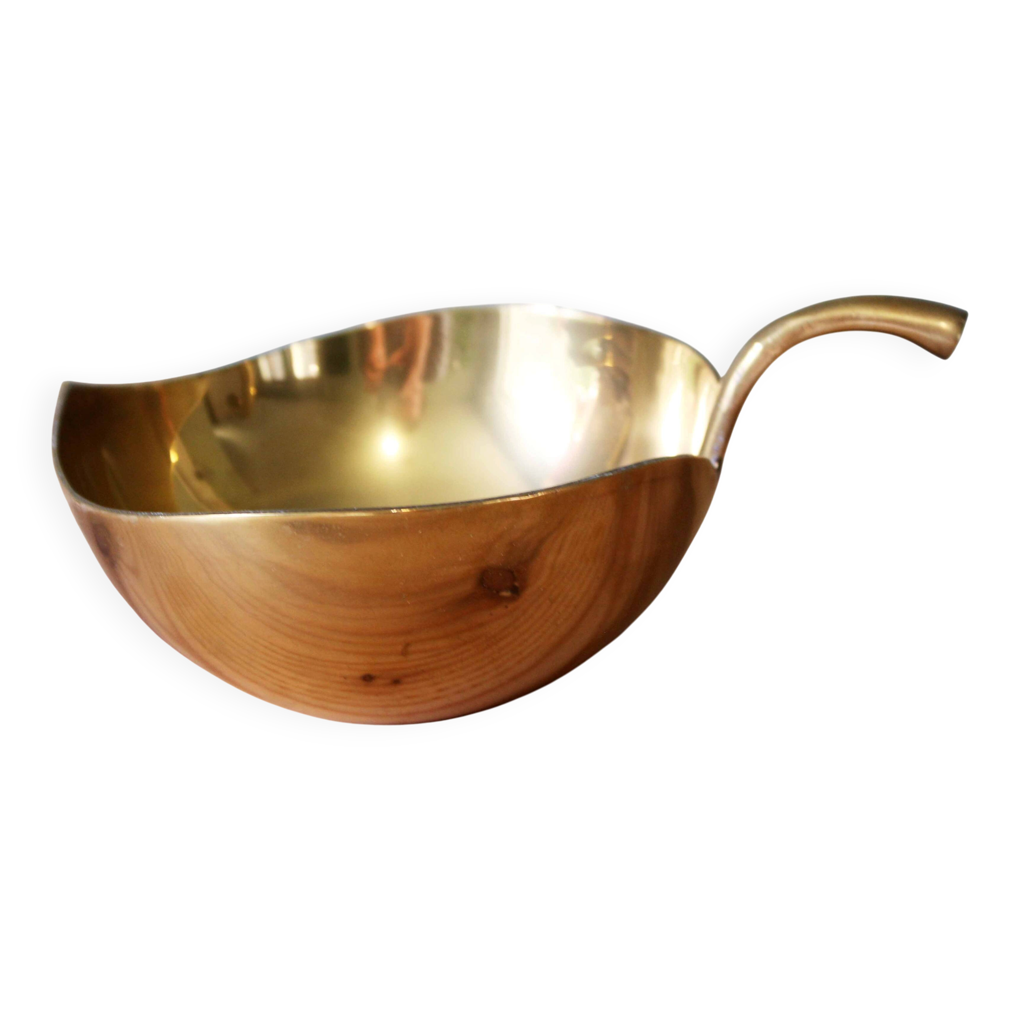 Bowl or brass catchall from the 1970s.