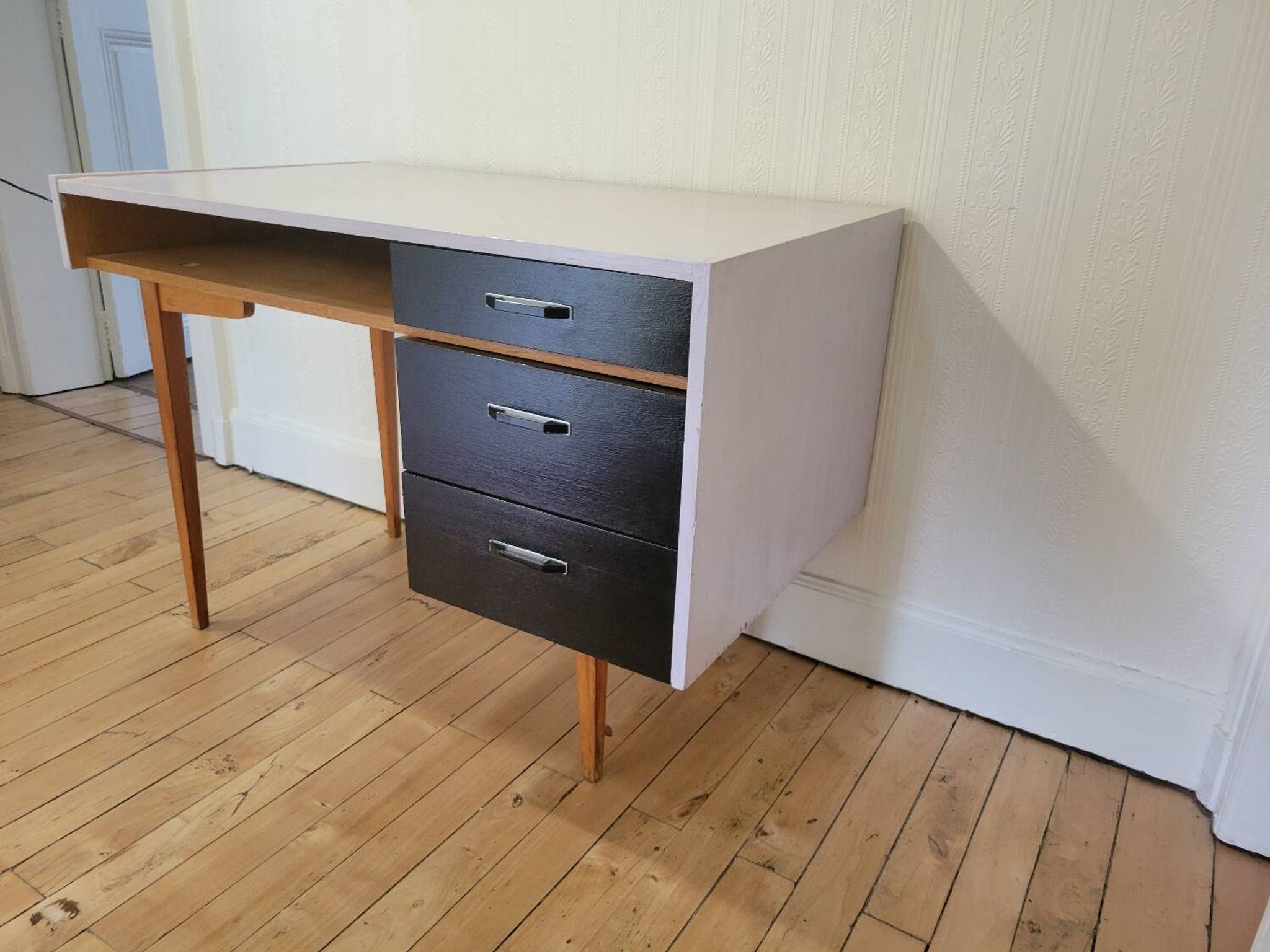 Bureau pieds compas vers1970