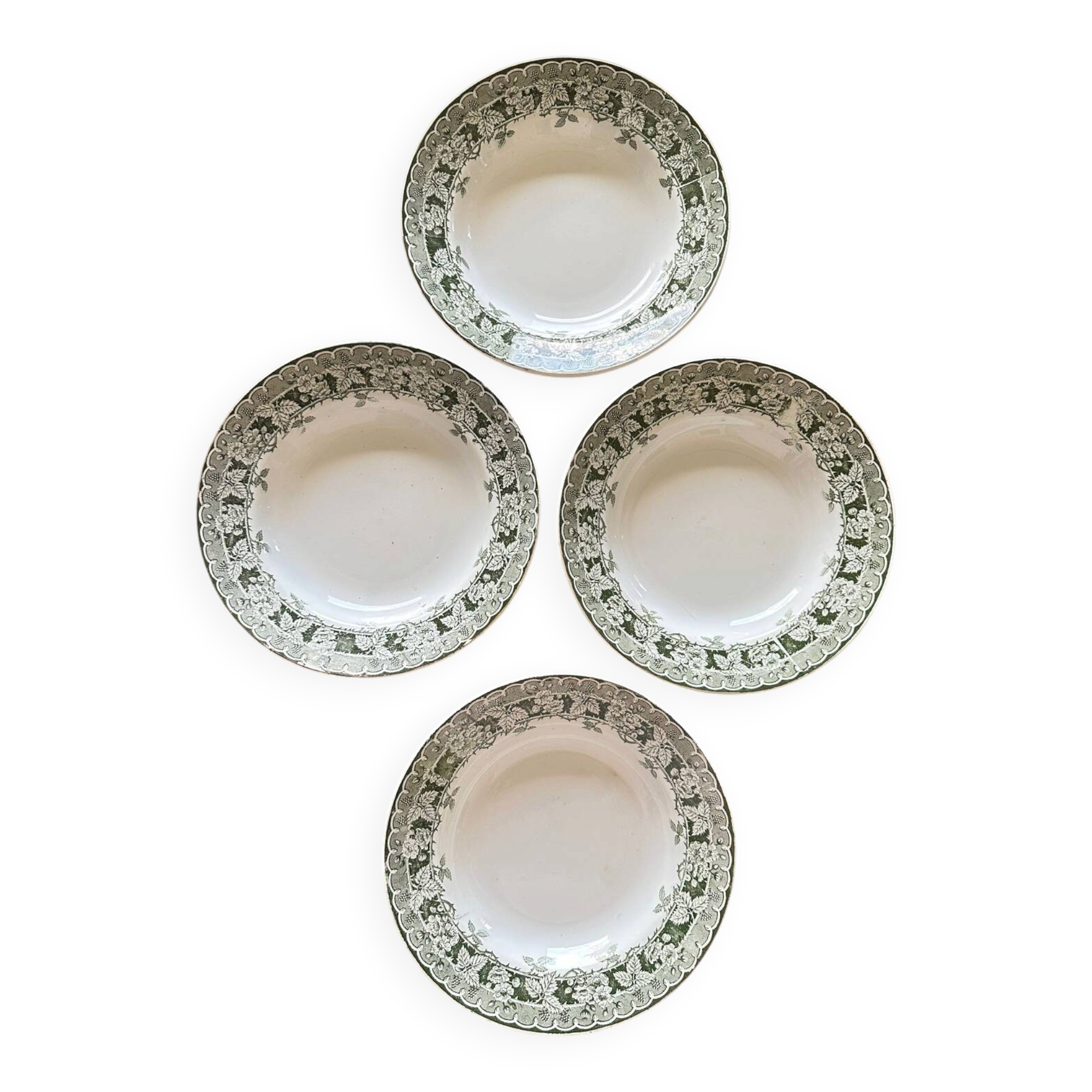 4 assiettes creuses