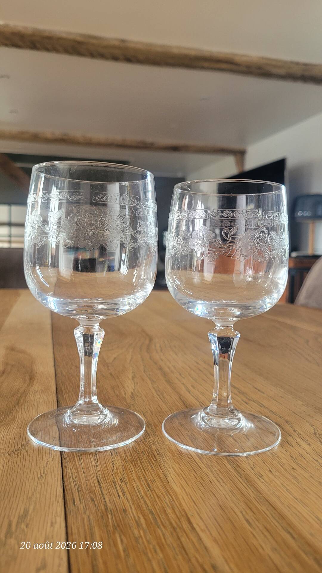 8 verres à pied en cristal d'Arques