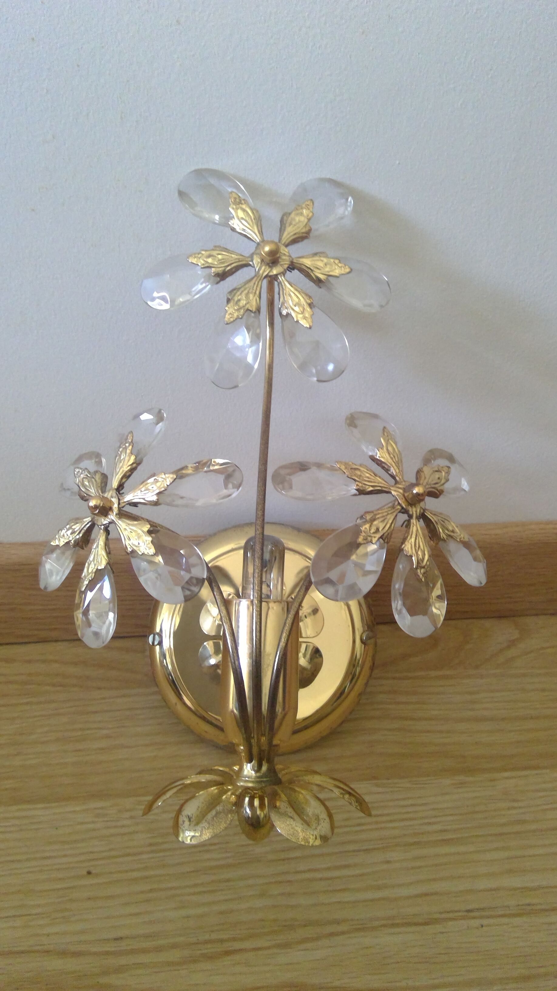 Flower wall lamp pampilles