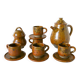 Glazed stoneware coffee service consisting of a coffee pot and 5 cups.