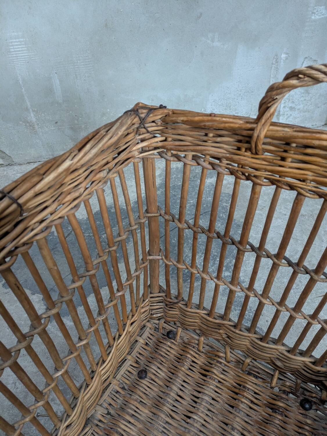 Large laundry basket