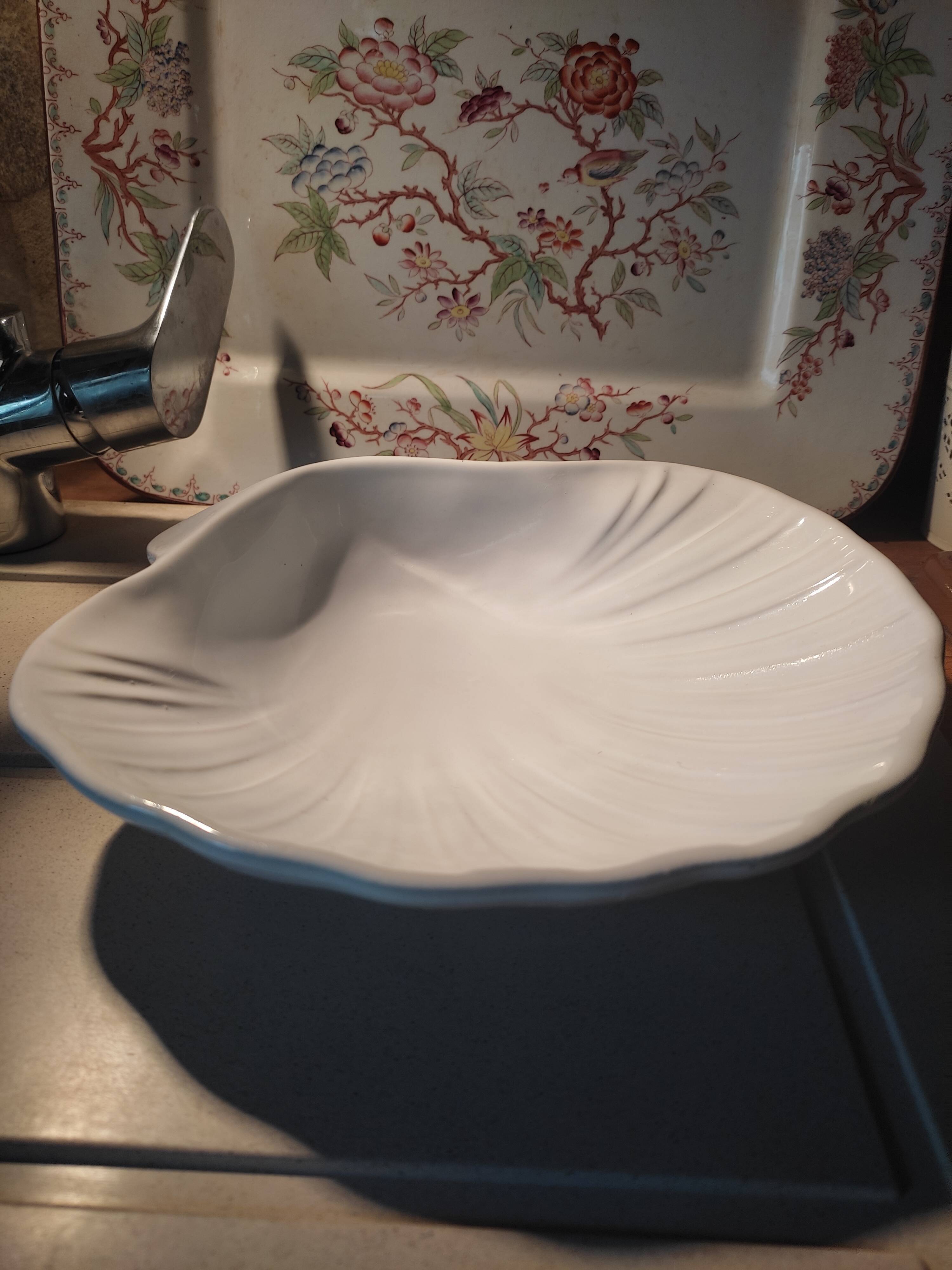 Shell dish Émile Henry