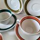 Ensemble de 4 grandes tasses vintage et 6 sous-tasses graphiques