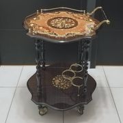 Desserte à roulettes en marqueterie