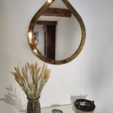 Drop mirror, Urdu house