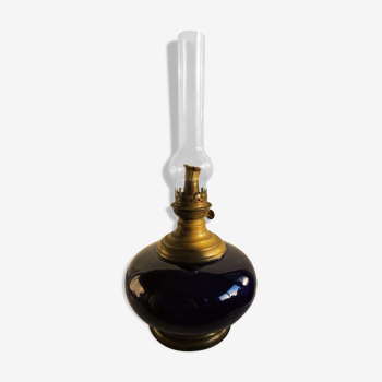 Lampe à pétrole réservoir en bleu de Sévres