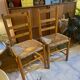Paire de chaises en paille et bois vintage