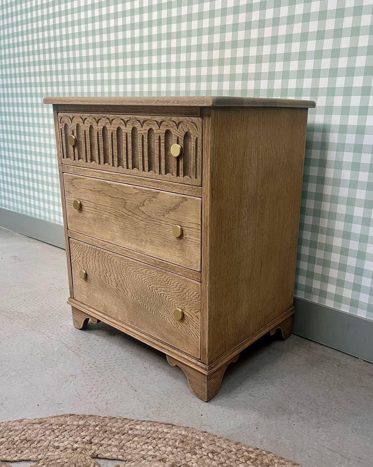 Oak bedside table (refurbished)