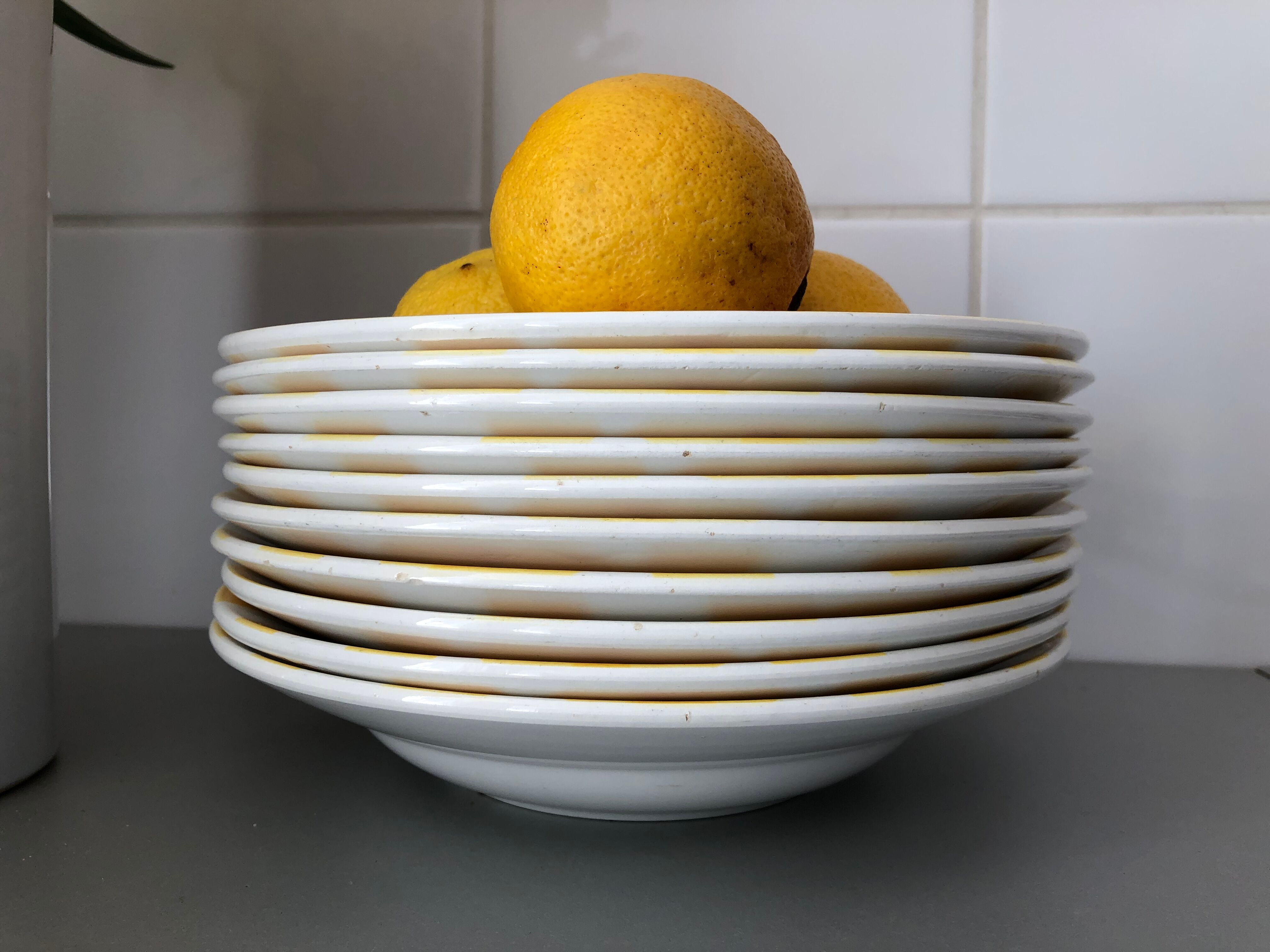 Hollow plates Sarreguemines yellow tiles