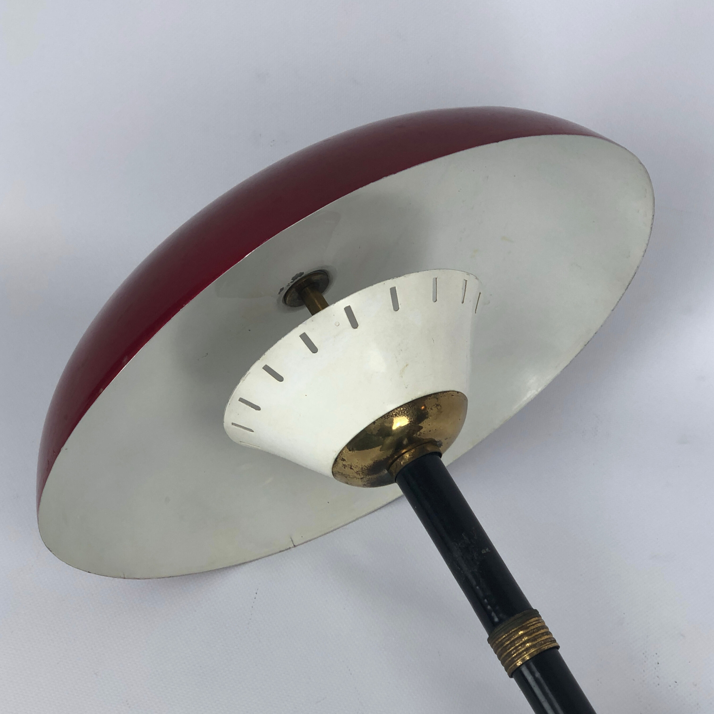 Vintage Italian brass and lacquer table lamp from 50s
