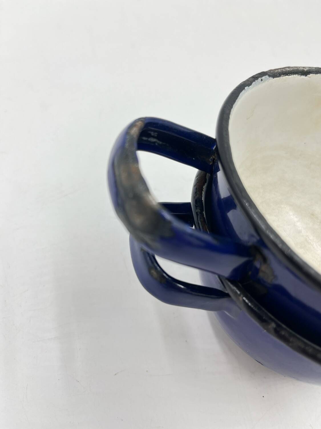 Enamelled metal fondue pot duo