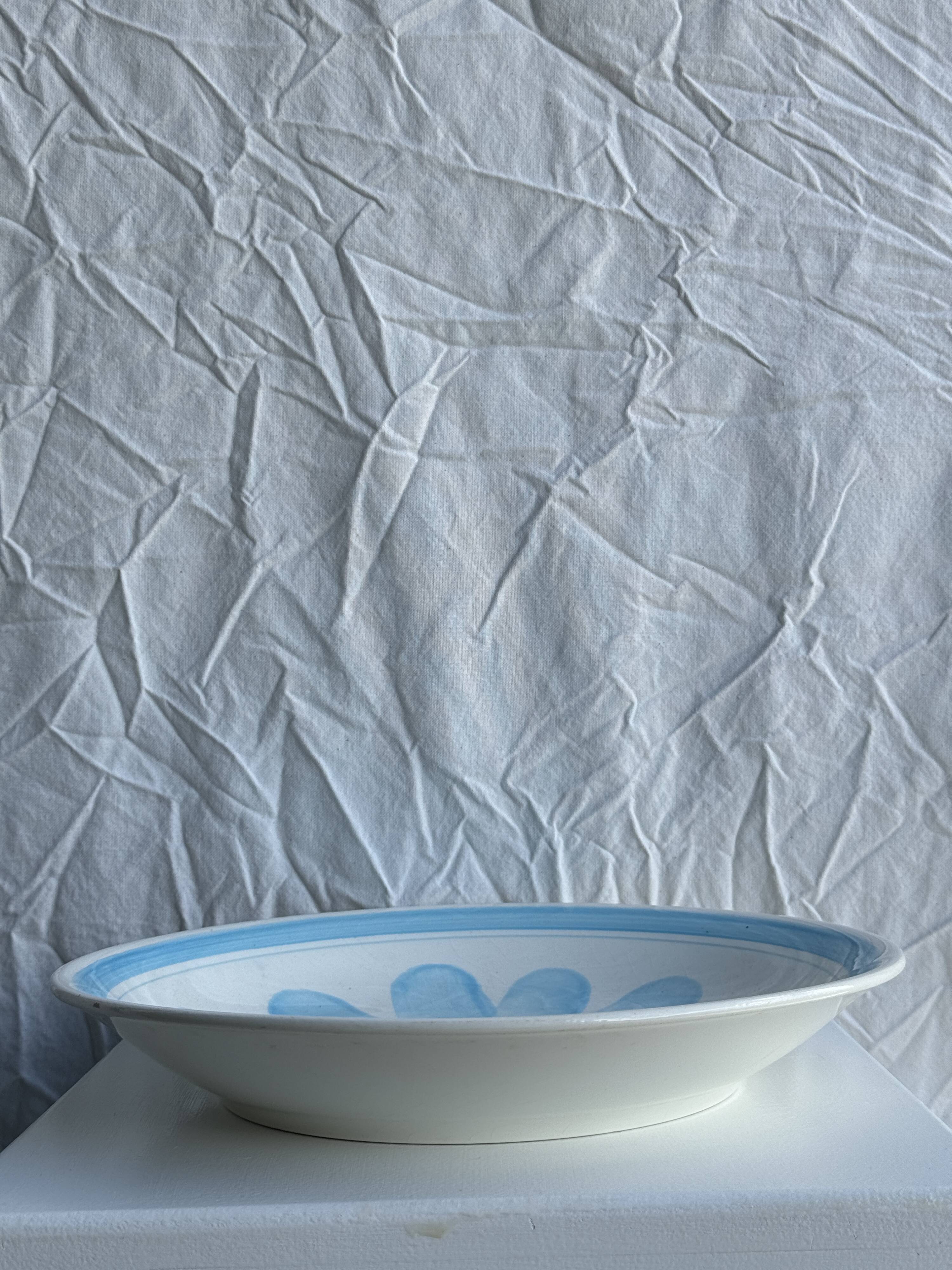 Large fruit bowl, classic French glass dish