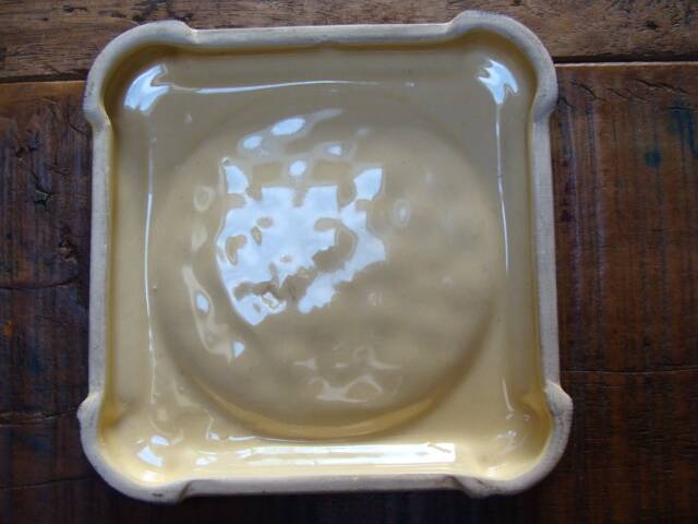 Art Deco ceramic coaster/bottle holder