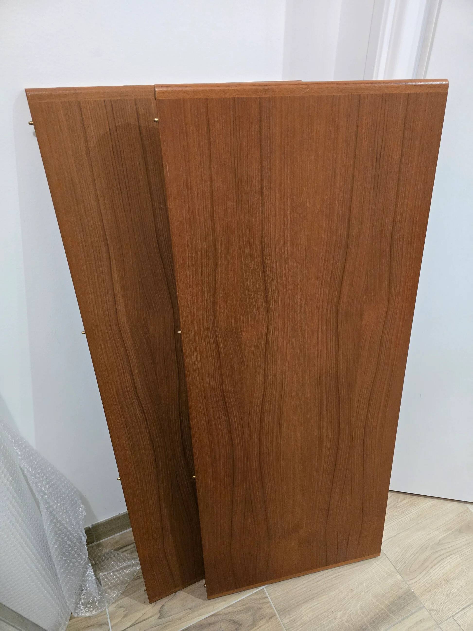 Extendable teak round table – vintage Scandinavian design – Ø120 cm + 2 extensions