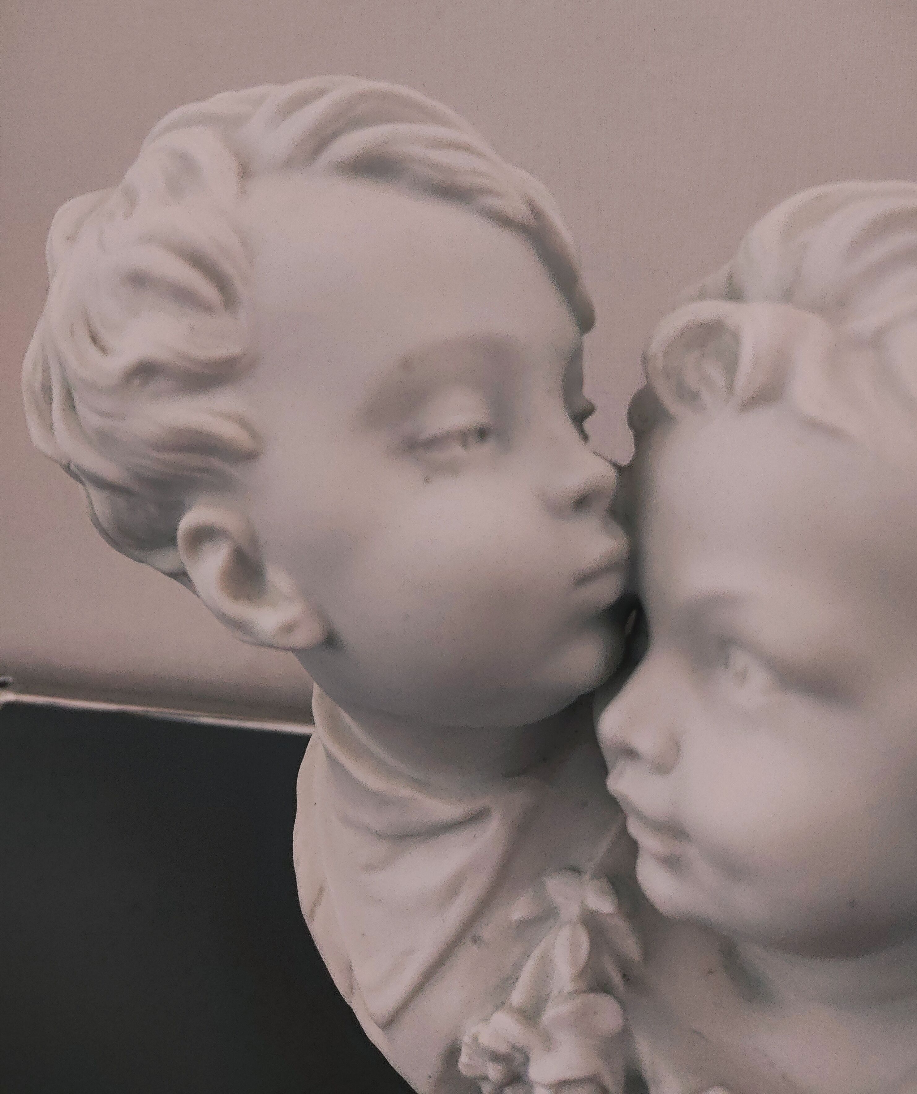 Sculpture en biscuit de Pierre Louis DETRIER XIX siècle