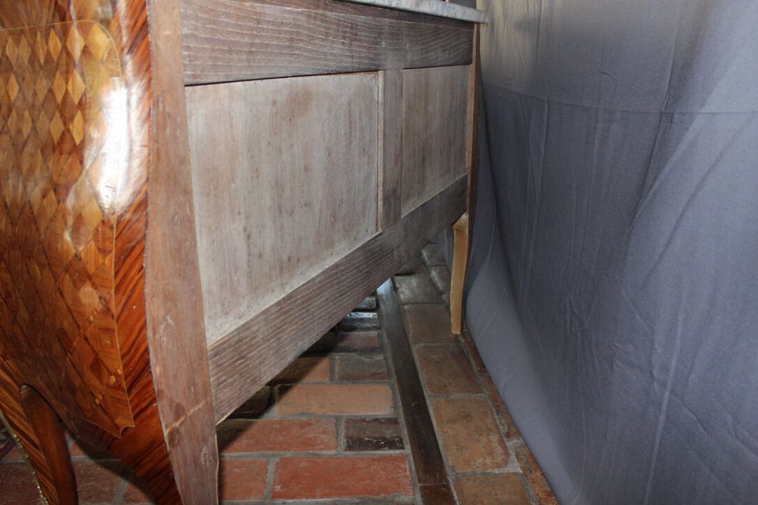 Louis XV style chest of drawers in cube marquetry