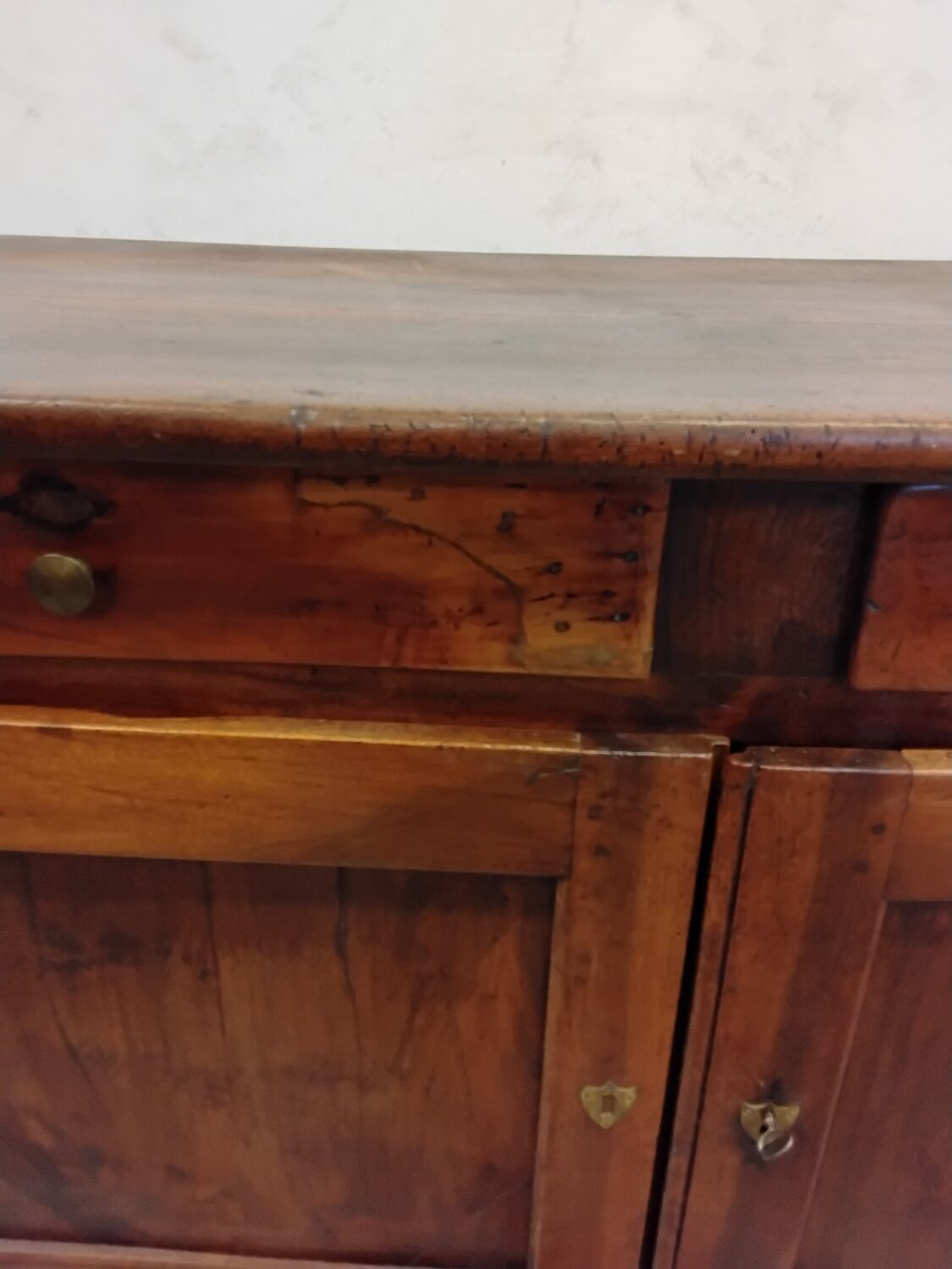 Meuble de métier,  ancien comptoir de mercerie