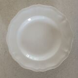 Set of 8 Sarreguemines ivory plates