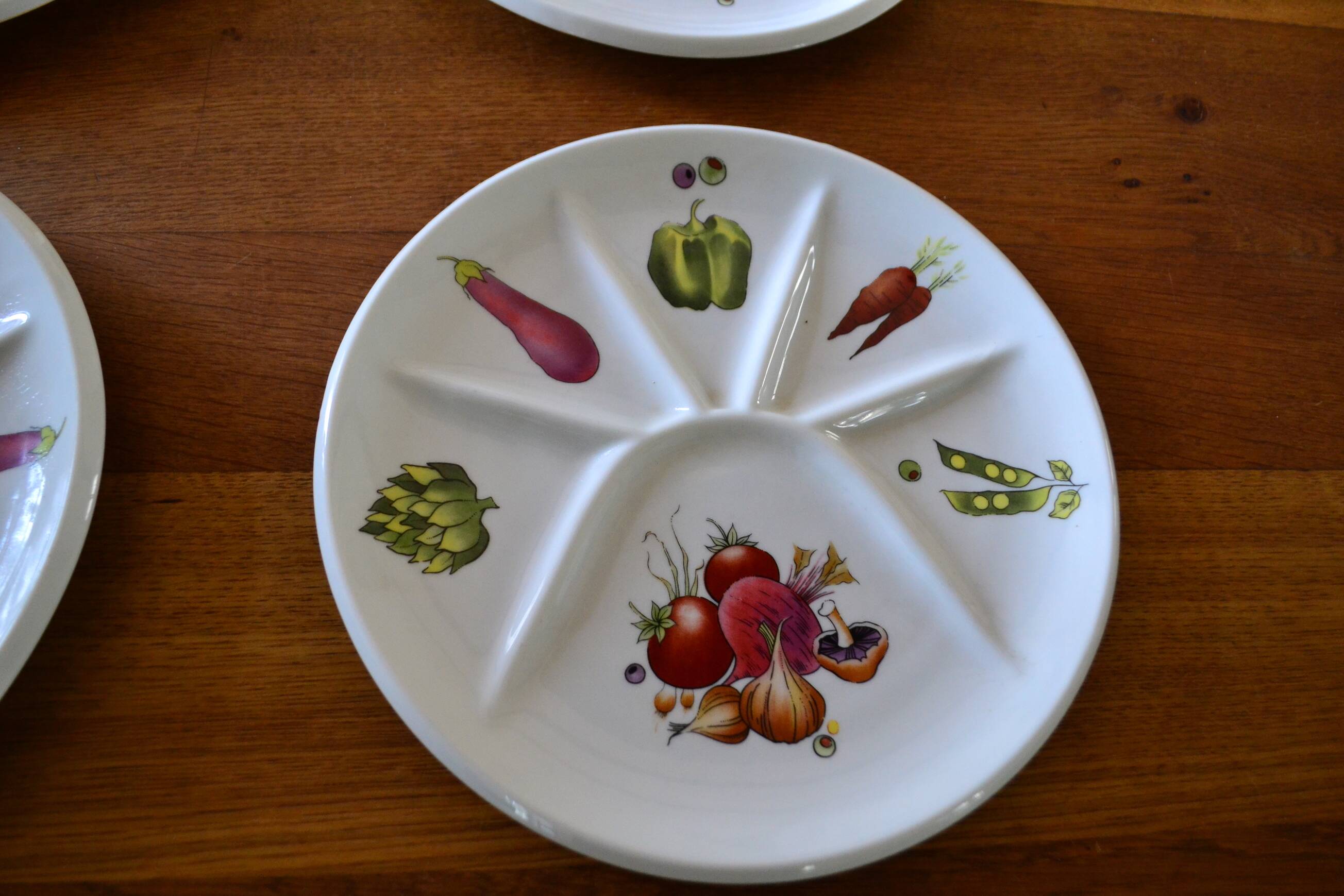 1960s Porcelain Fondue Plates from Berry