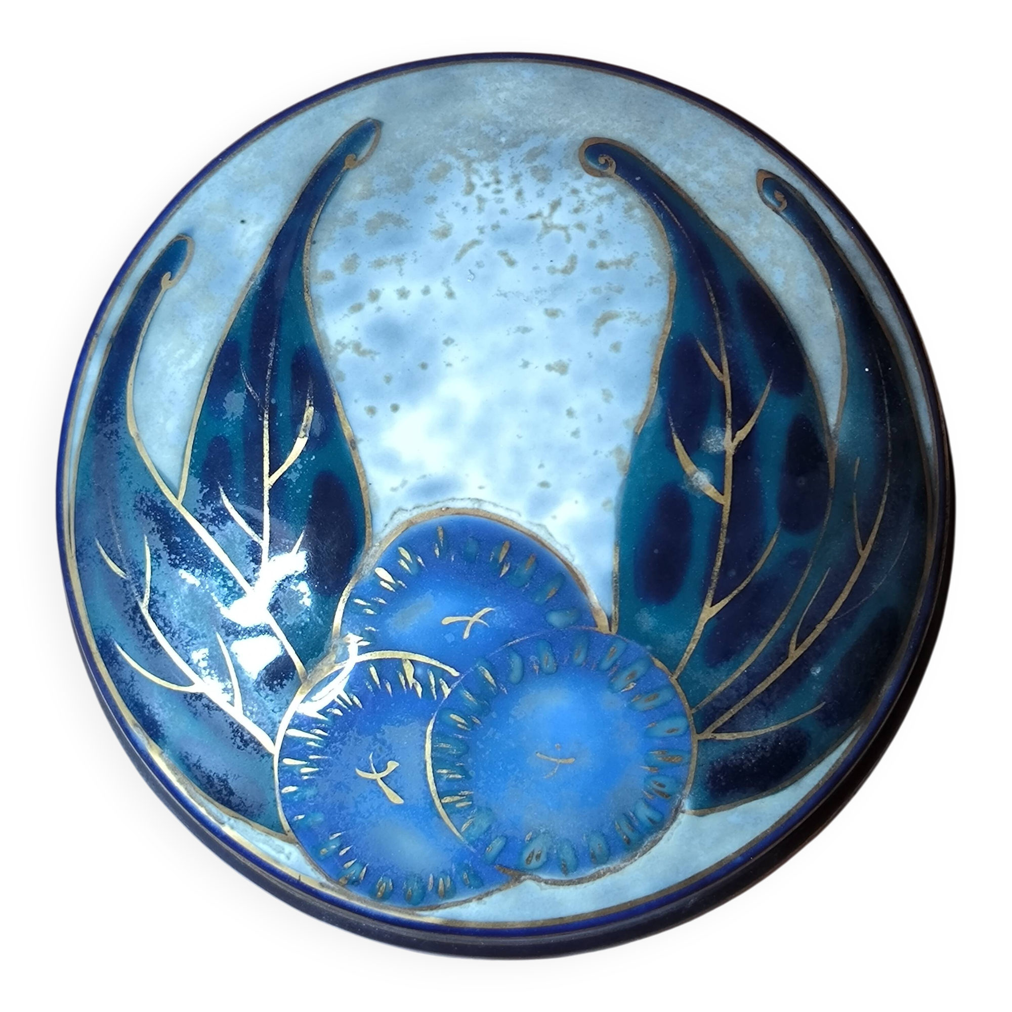 Camille THARAUD Signed circular porcelain box. 15 cm