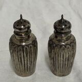 Pair of salt shakers sprinkler sprinkler solid silver period 18th century