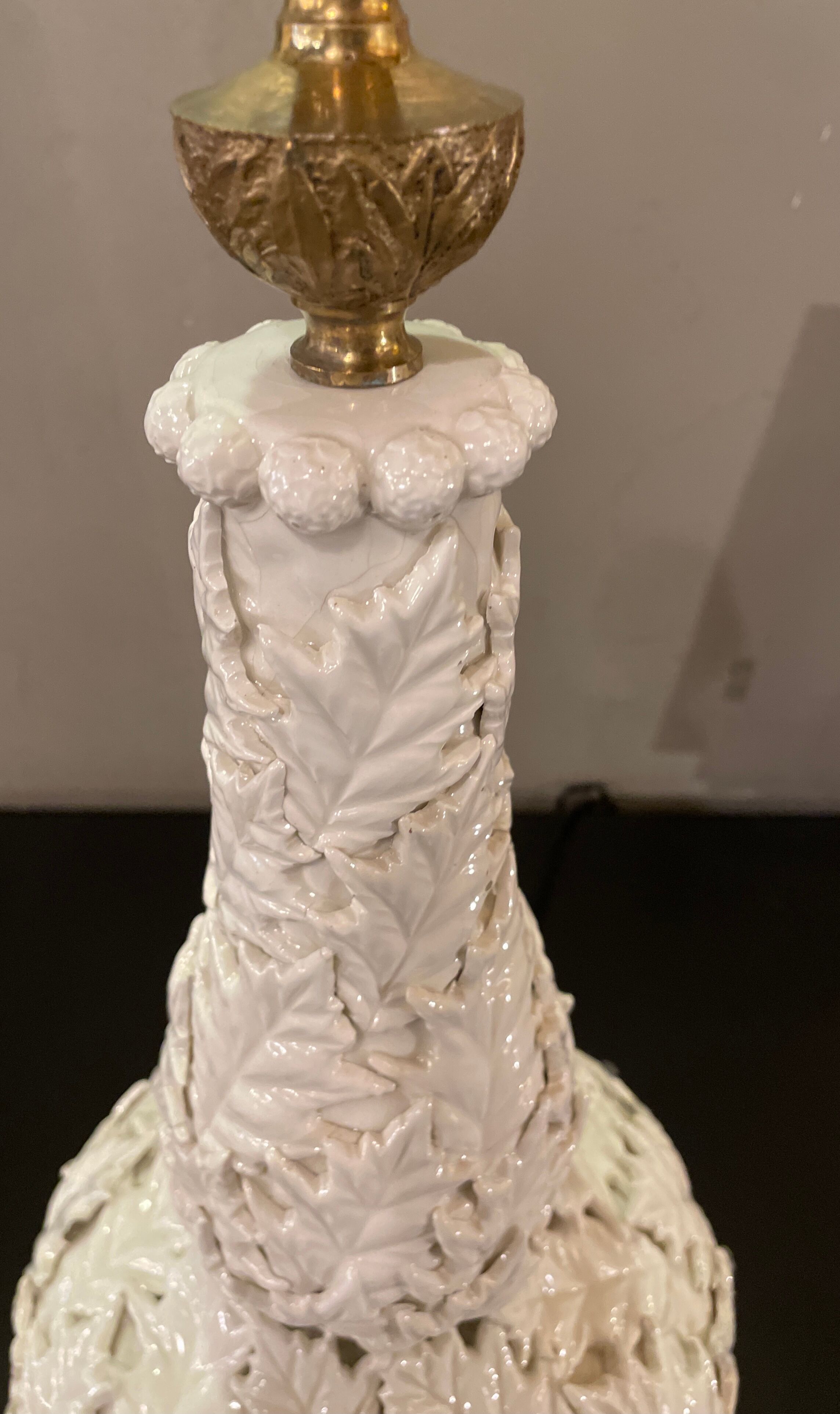 Ceramic lamp base Manises ceramic blanch