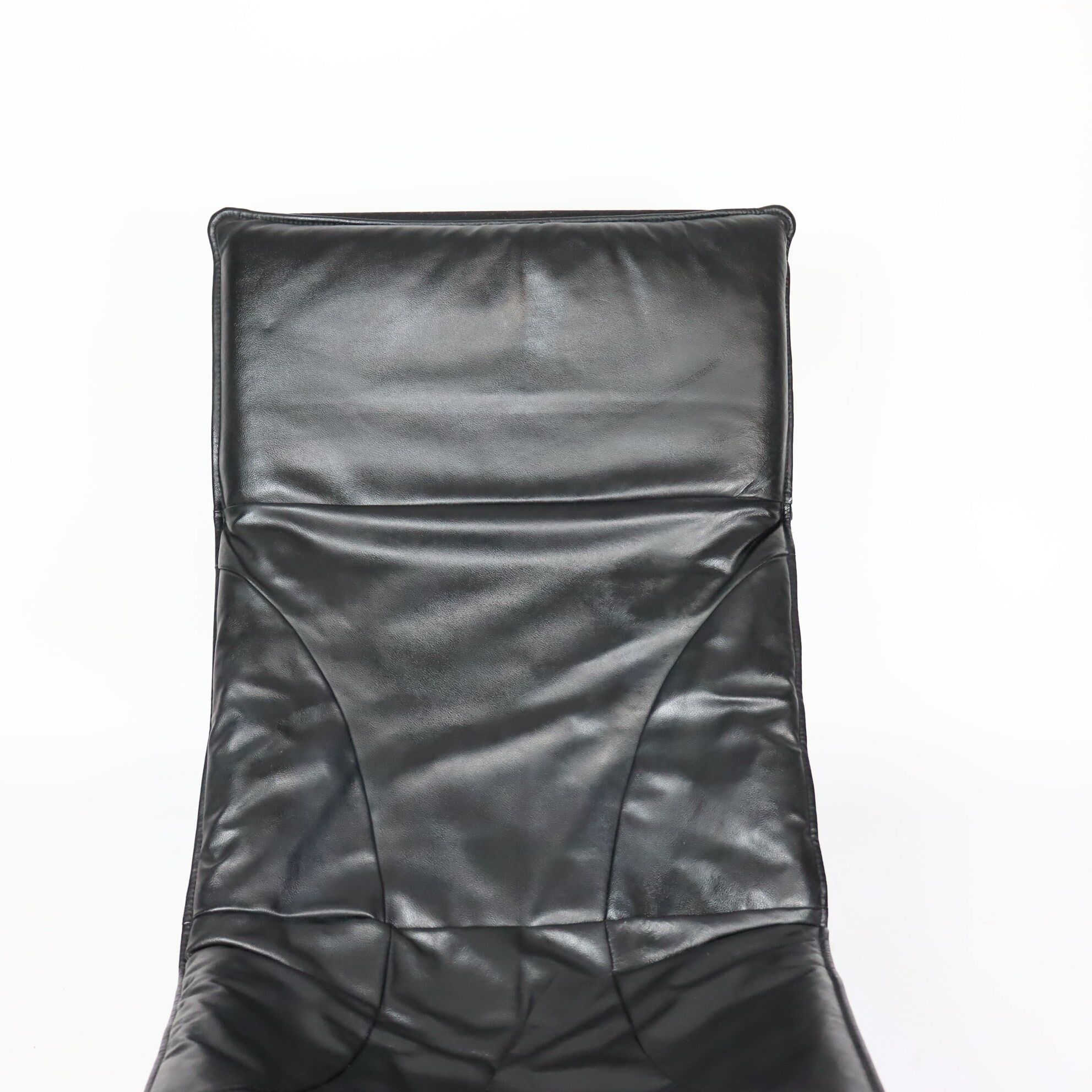 80s leather lounge chair