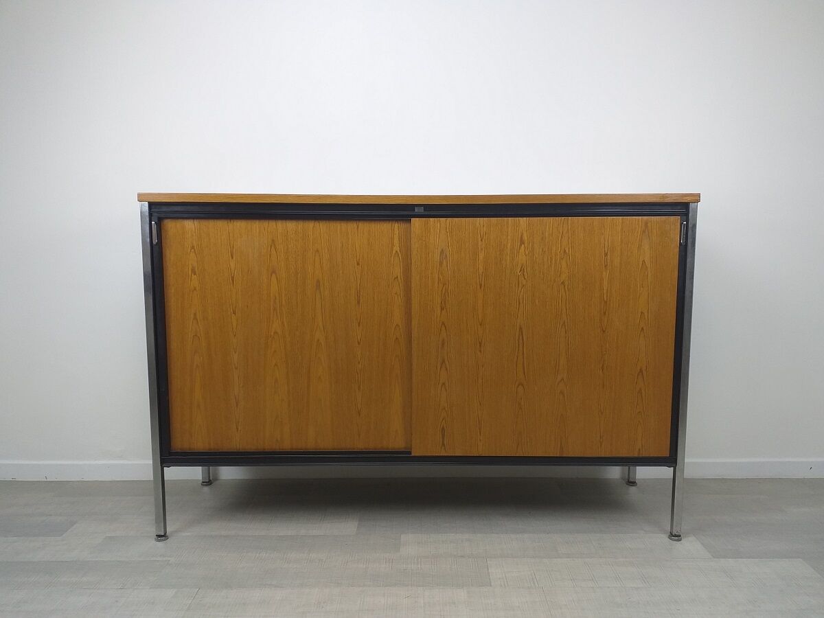 Sideboard storage modernist design 70s vintage oak metal