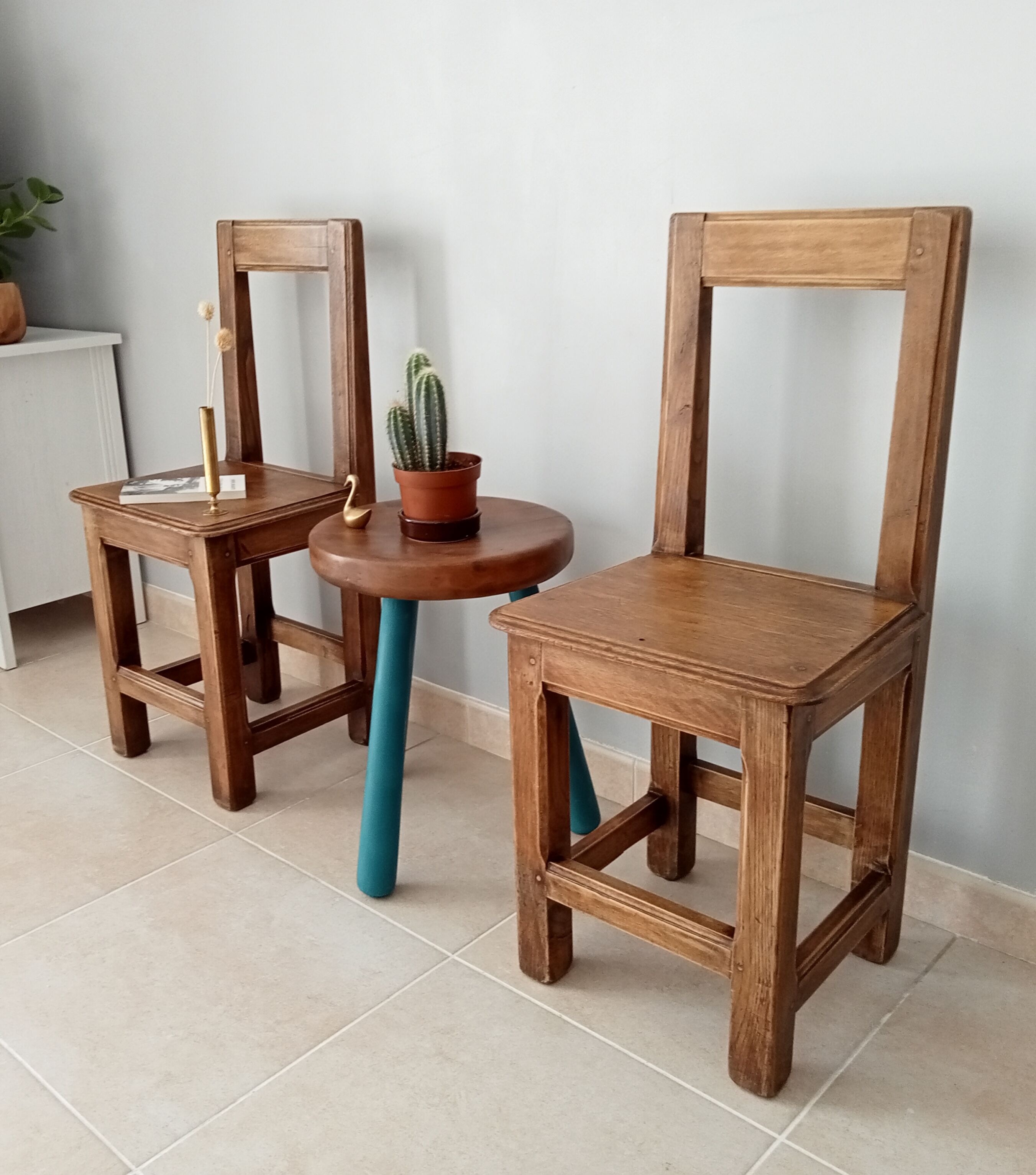 Antique chairs in solid walnut