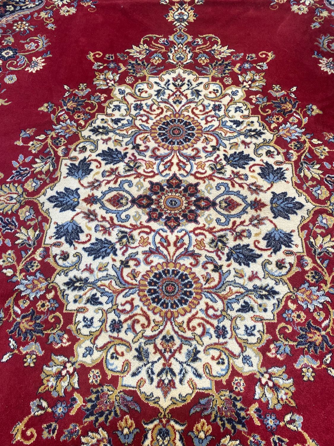 Large ornate pure wool rug, Persian style, 300 x 420
