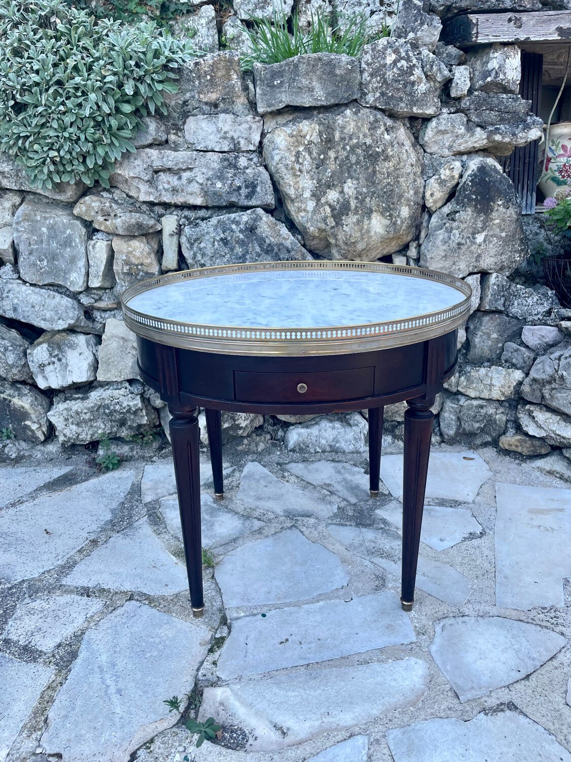 Mahogany hot water bottle table