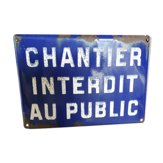 Enamelled plate