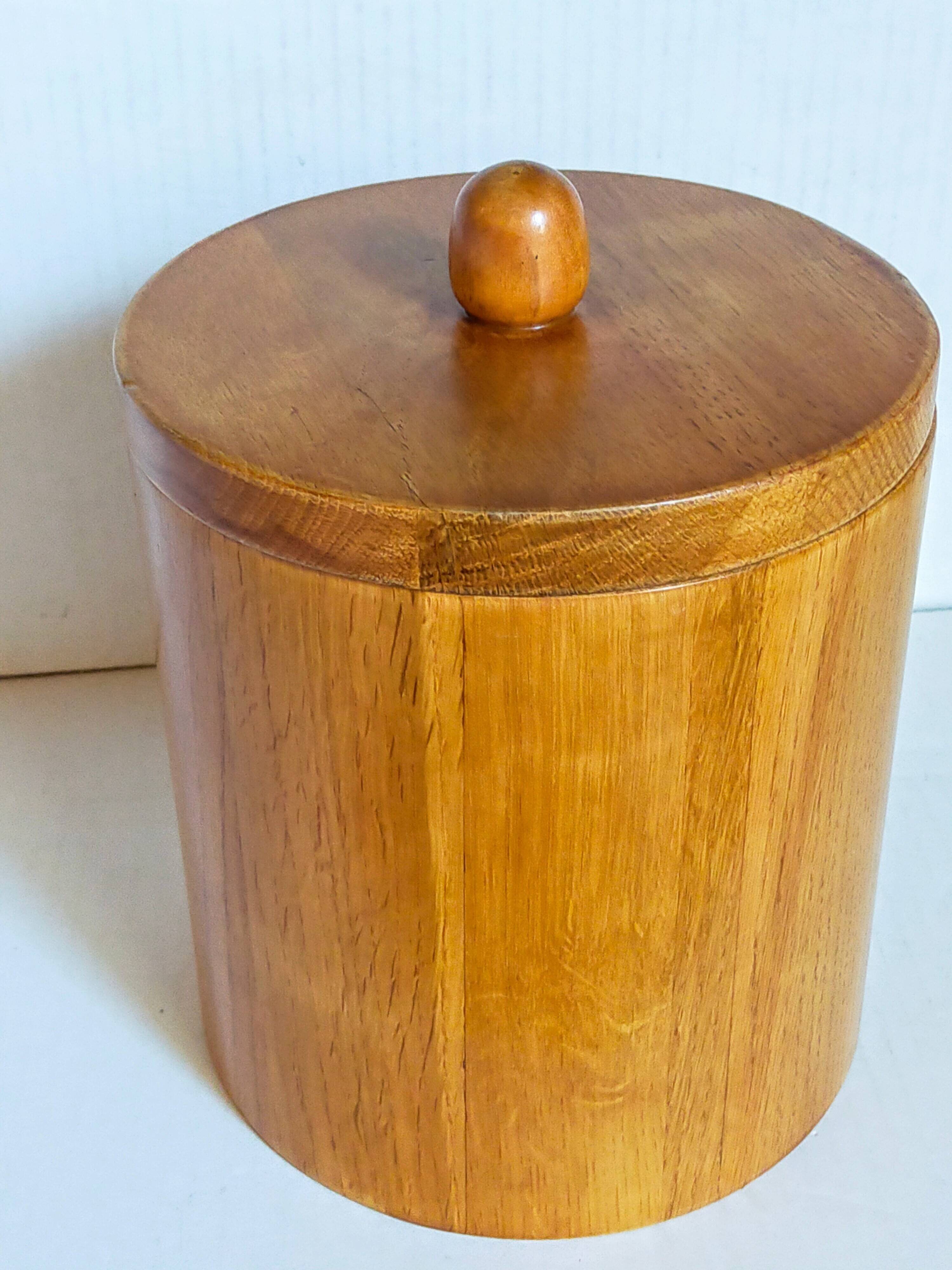 Vintage varnished solid blond wood box