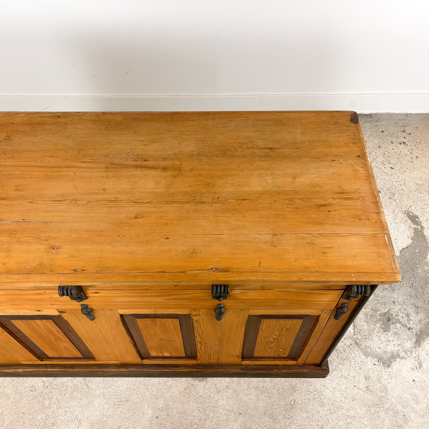 Pine wooden shop counter