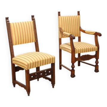 Antique Baroque armchairs in walnut and fabric, Italy, 17th-18th century.