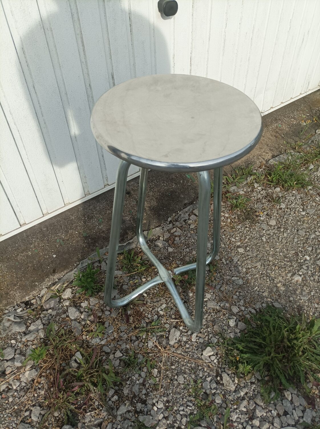 Pair of stools Habitat in cast aluminum 1980 vintage
